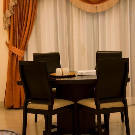 Yasmin Hotel Puncak Ngoại thất bức ảnh