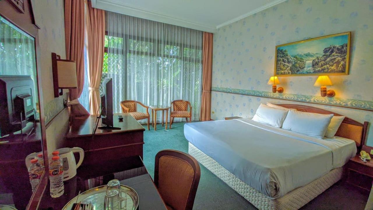 Yasmin Hotel Puncak Ngoại thất bức ảnh