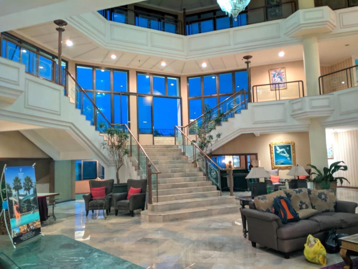Yasmin Hotel Puncak Ngoại thất bức ảnh