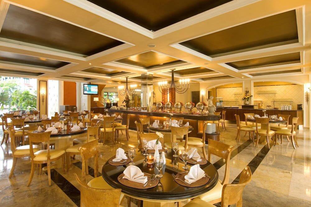 Yasmin Hotel Puncak Ngoại thất bức ảnh
